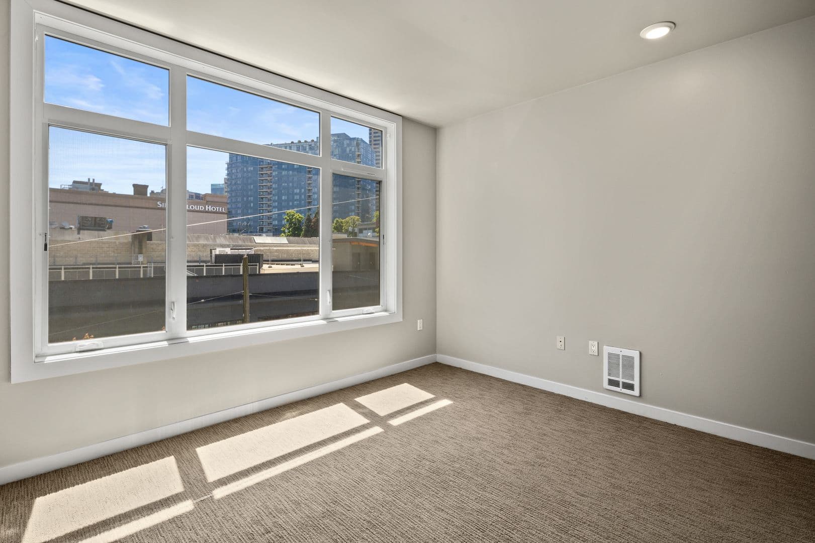 Evolve Apartments 11 of 33