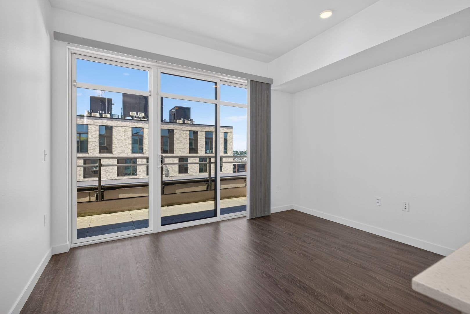 101 Broadway 8 of 18