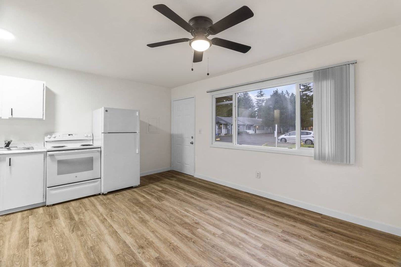 Emerald Greens Apartments 9 of 15