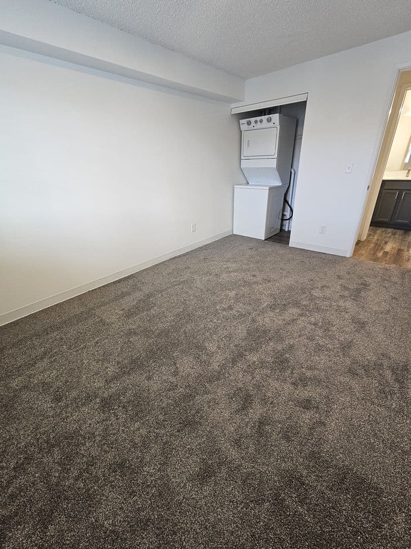 Chandelle Apartments 12 of 13