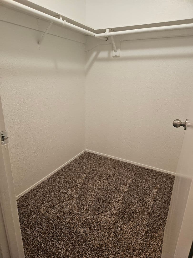 Sundance Apartments 10 of 10