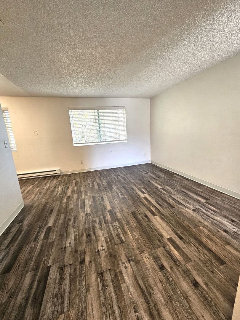 Chandelle Apartments 5 of 13