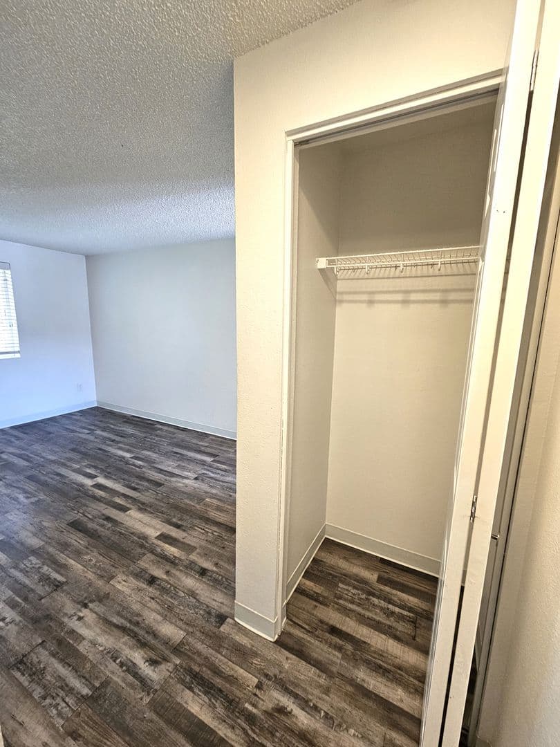Chandelle Apartments 9 of 13
