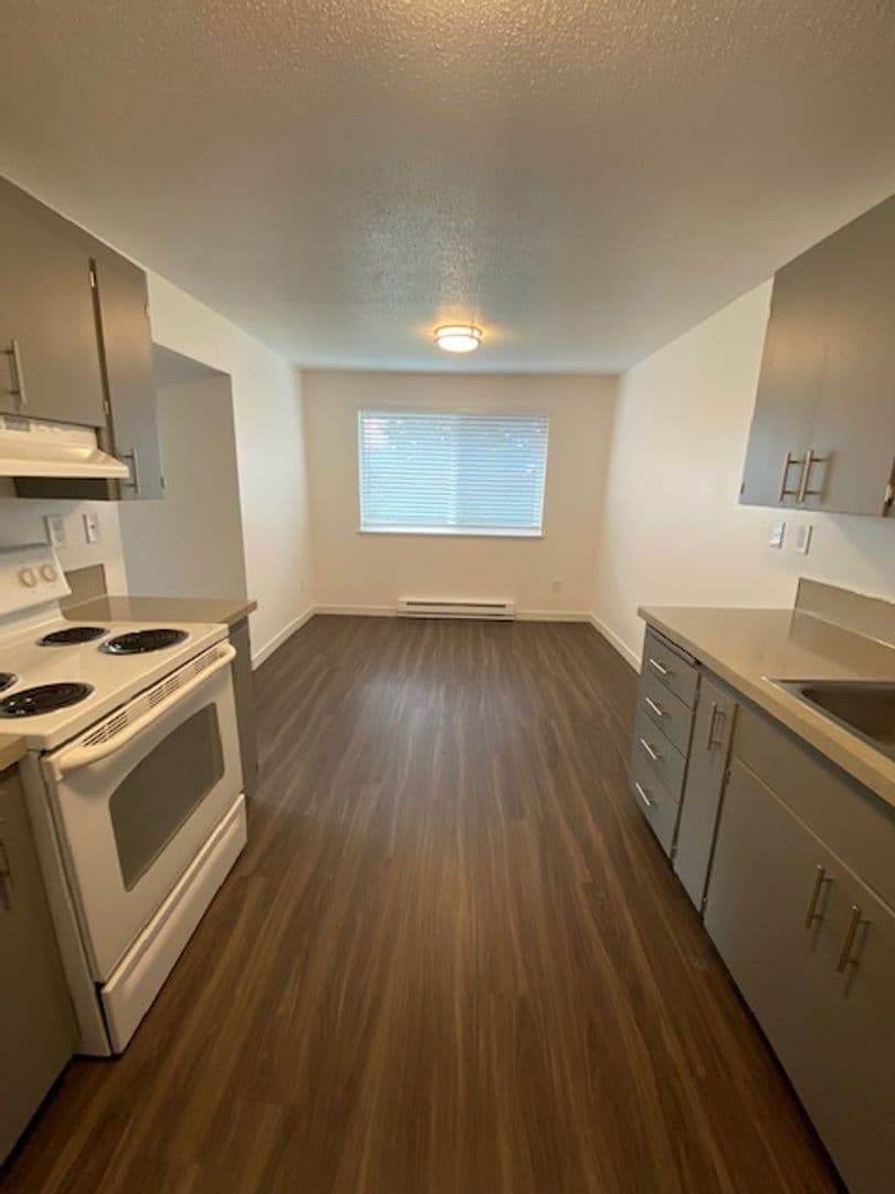 210 Bethel Street Holdings 7 of 16