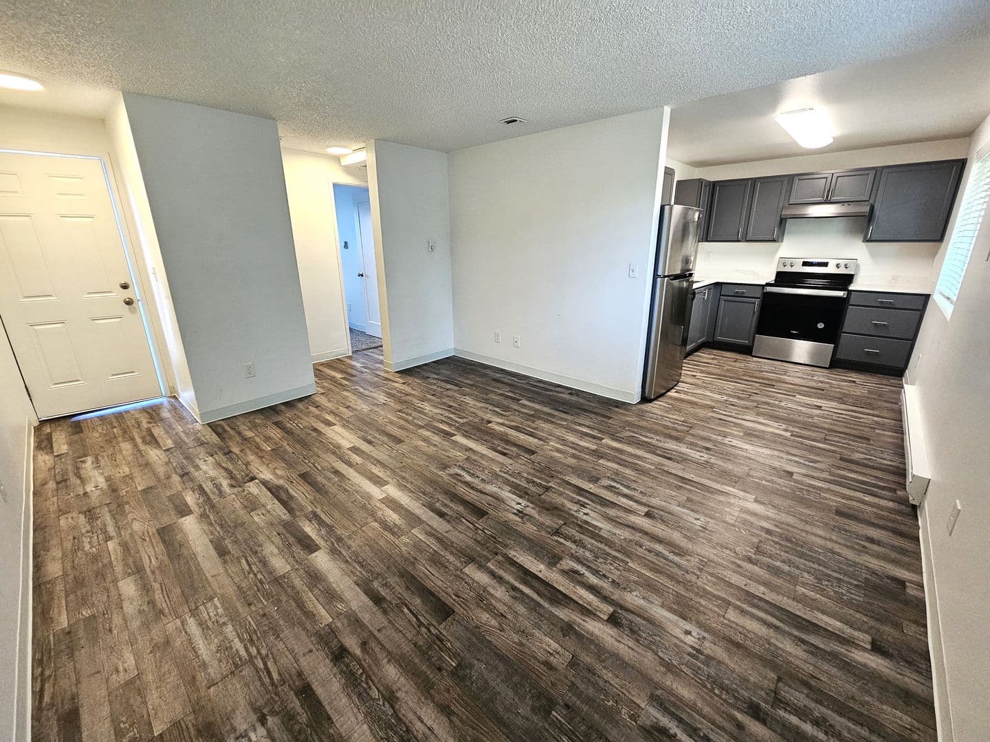 Chandelle Apartments 2 of 13