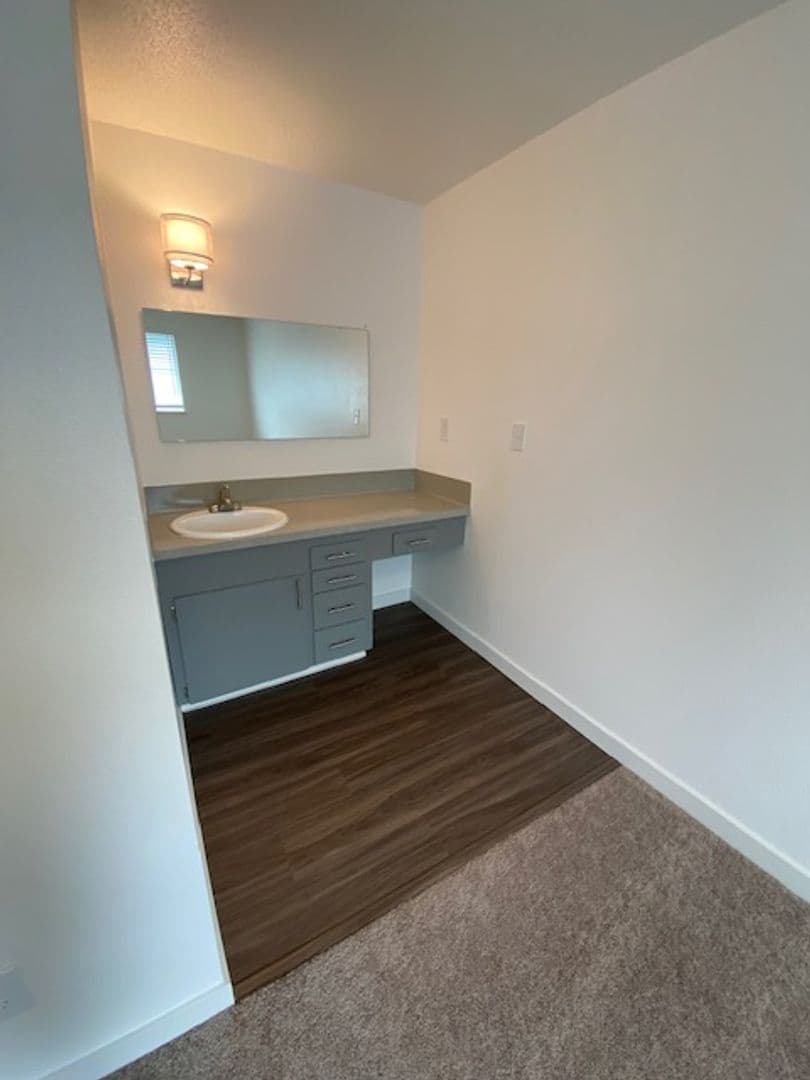 210 Bethel Street Holdings 6 of 16