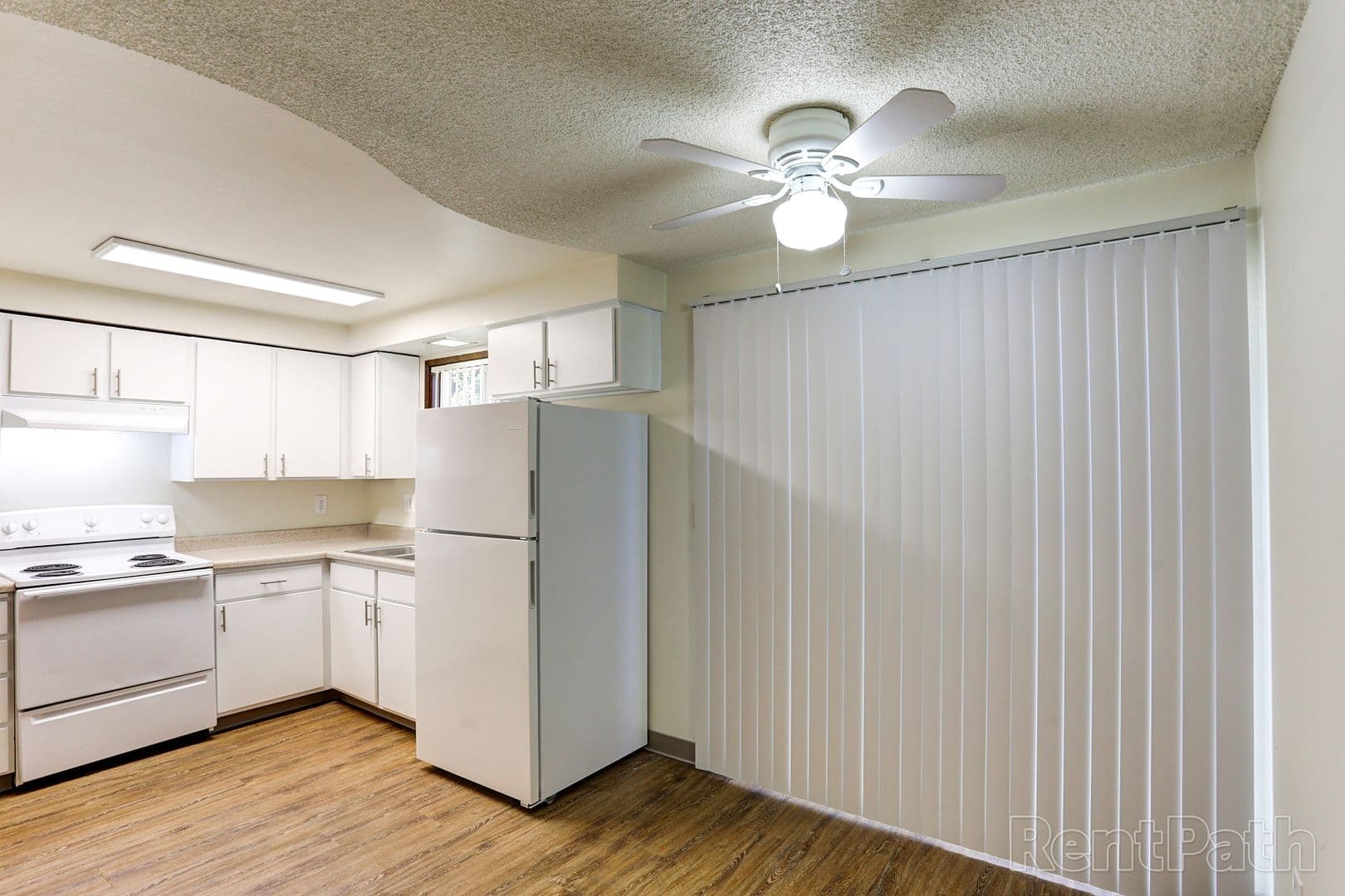 Arrowsmith Apartments^ 9 of 14