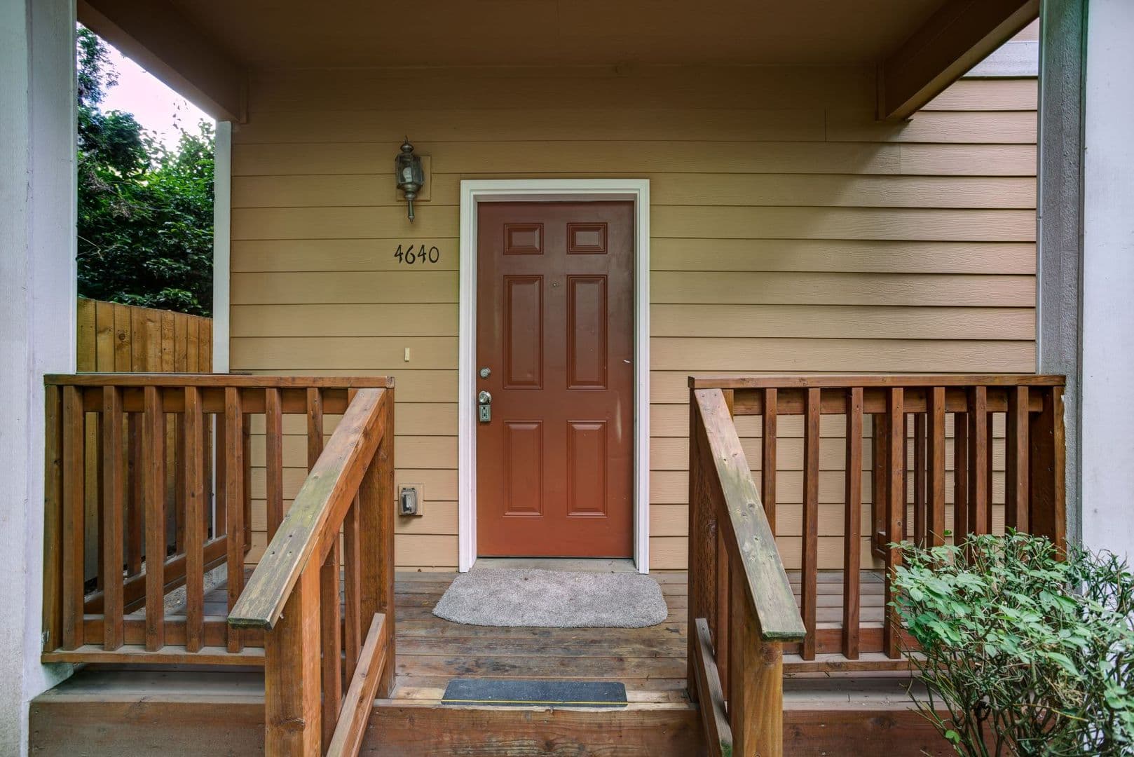 Brown's Townhouses 31 of 37