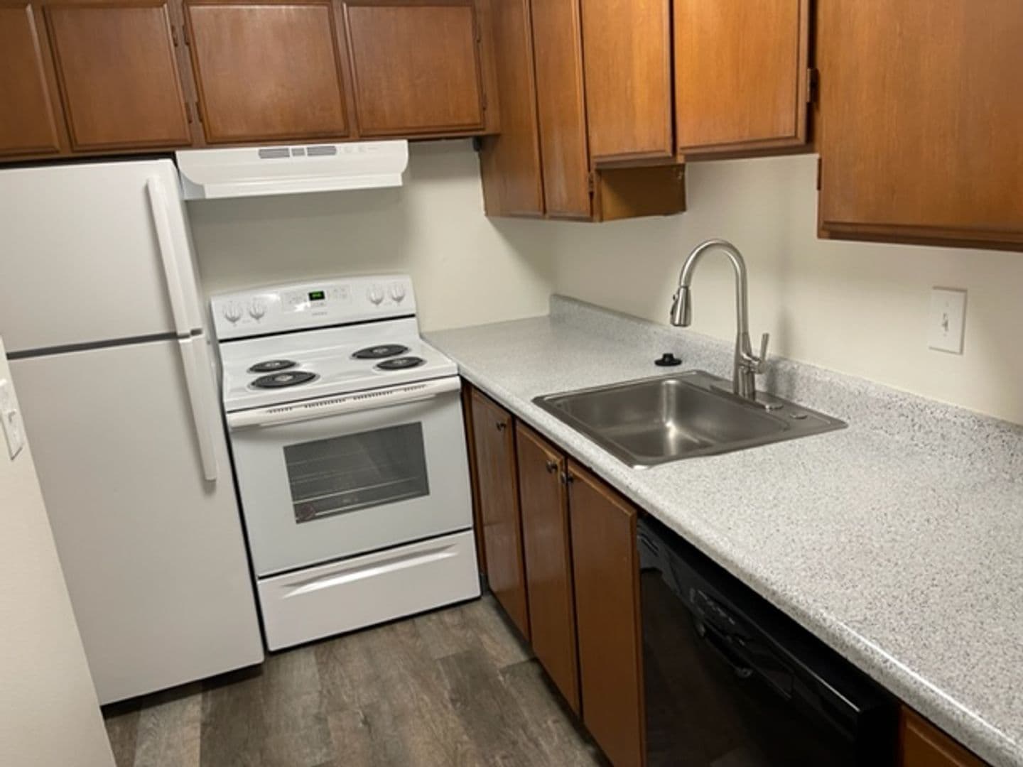 Willow Wood Apartments 8 of 23
