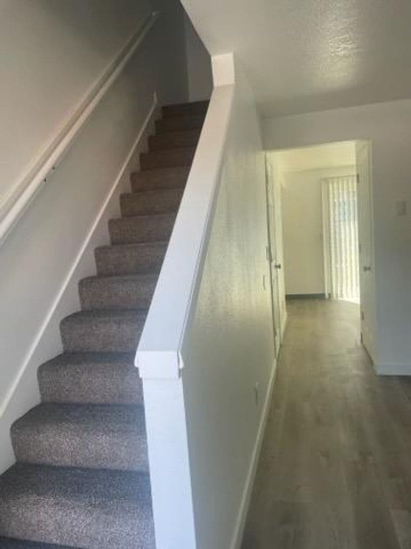 Arrowsmith Apartments^ 10 of 14