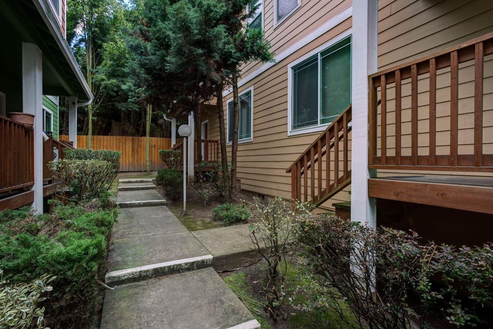 Brown's Townhouses 34 of 37