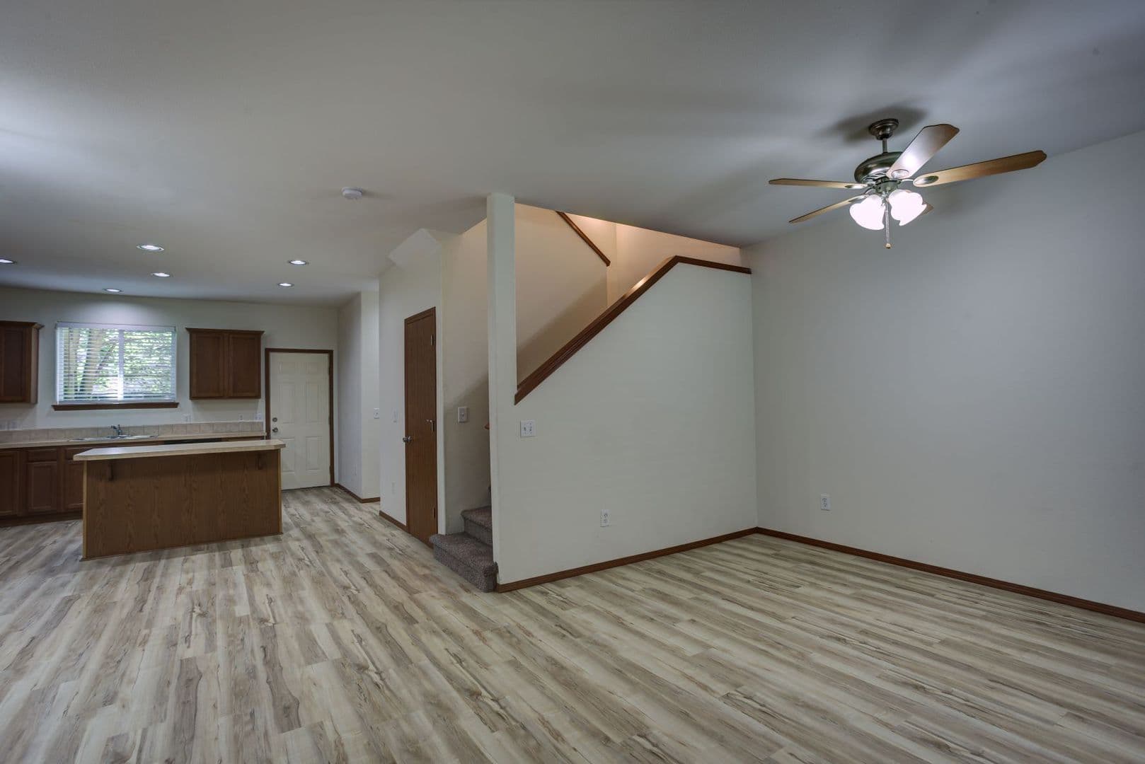 Brown's Townhouses 4 of 37
