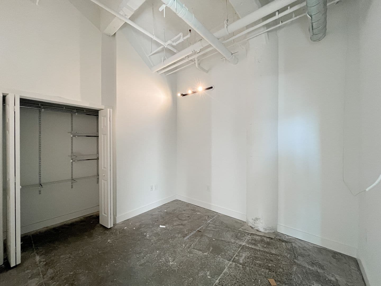 The Lofts at the Wolf Building 7 of 13