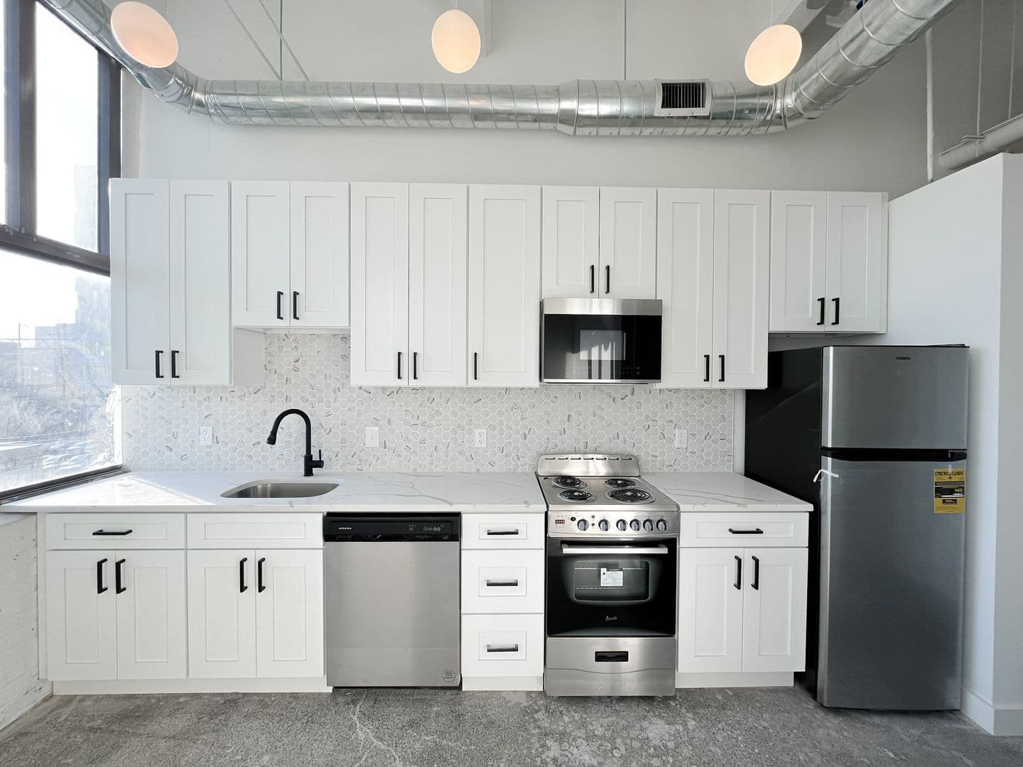 The Lofts at the Wolf Building 2 of 13