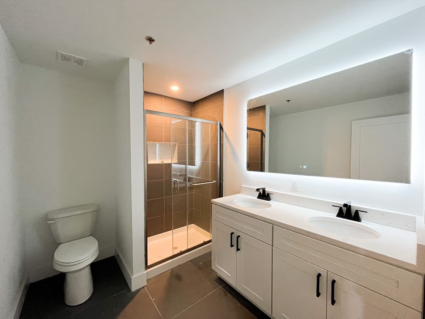 The Lofts at the Wolf Building 7 of 12