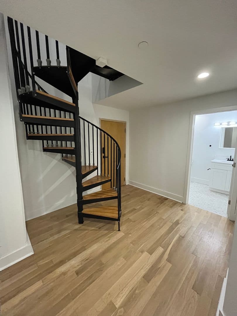 The Lofts at the Wolf Building 8 of 12