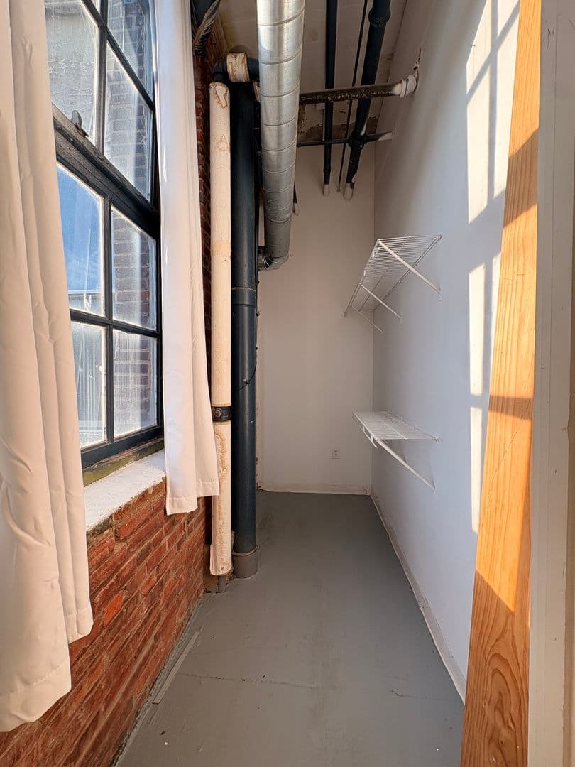The Lofts at the Wolf Building 8 of 11