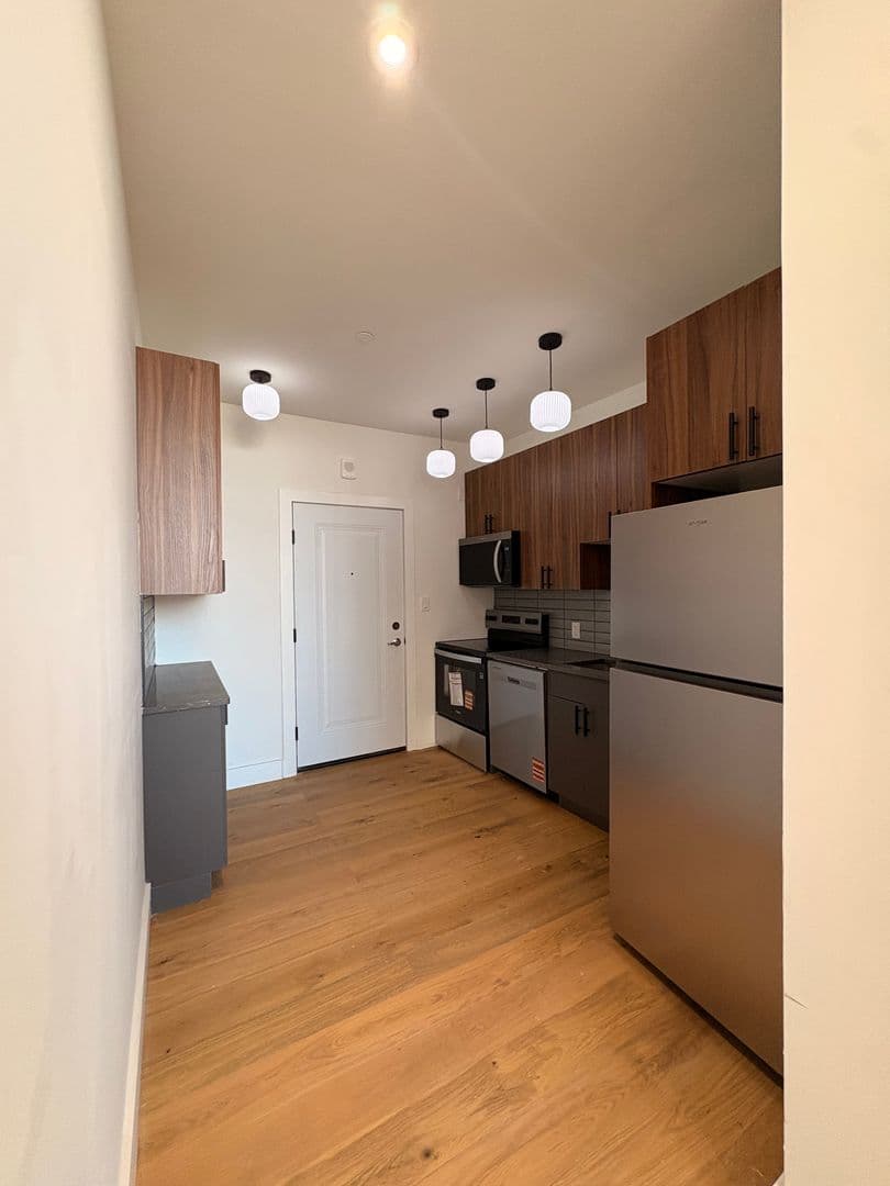 The Lofts at the Wolf Building 2 of 15