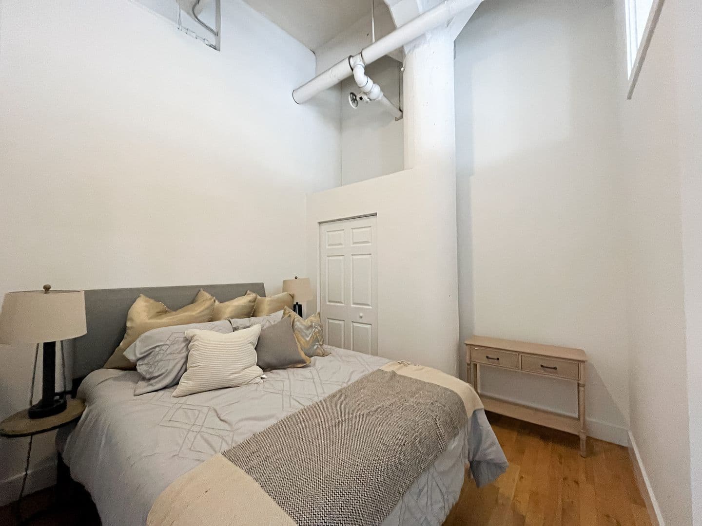The Lofts at the Wolf Building 8 of 13