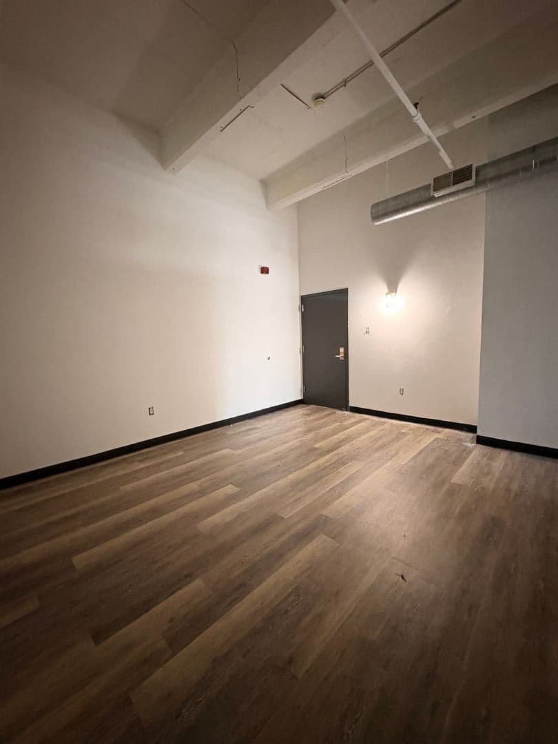 The Lofts at the Wolf Building 7 of 10