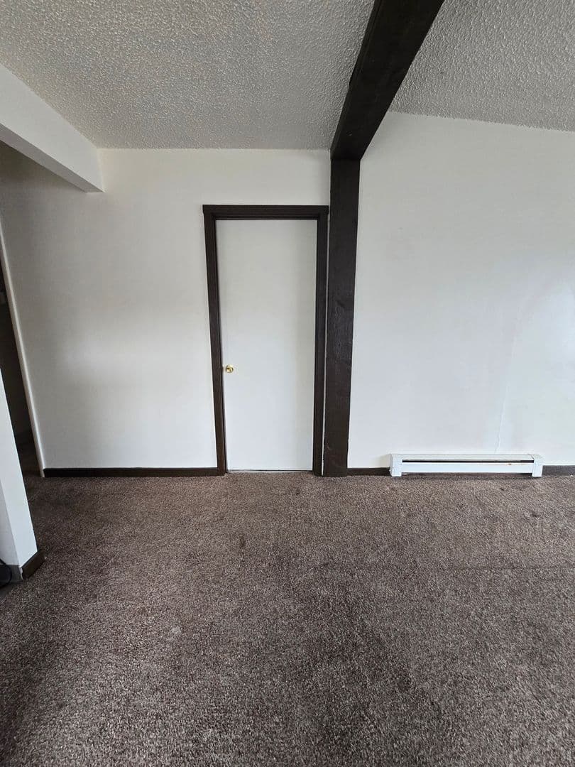 2 Bedroom Duplex Apartment - $300 move in credit Available! 12 of 26