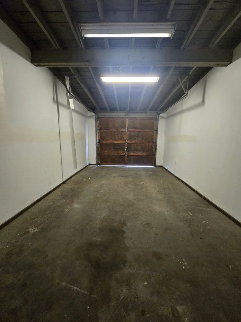 2 Bedroom Duplex Apartment - $300 move in credit Available! 14 of 26