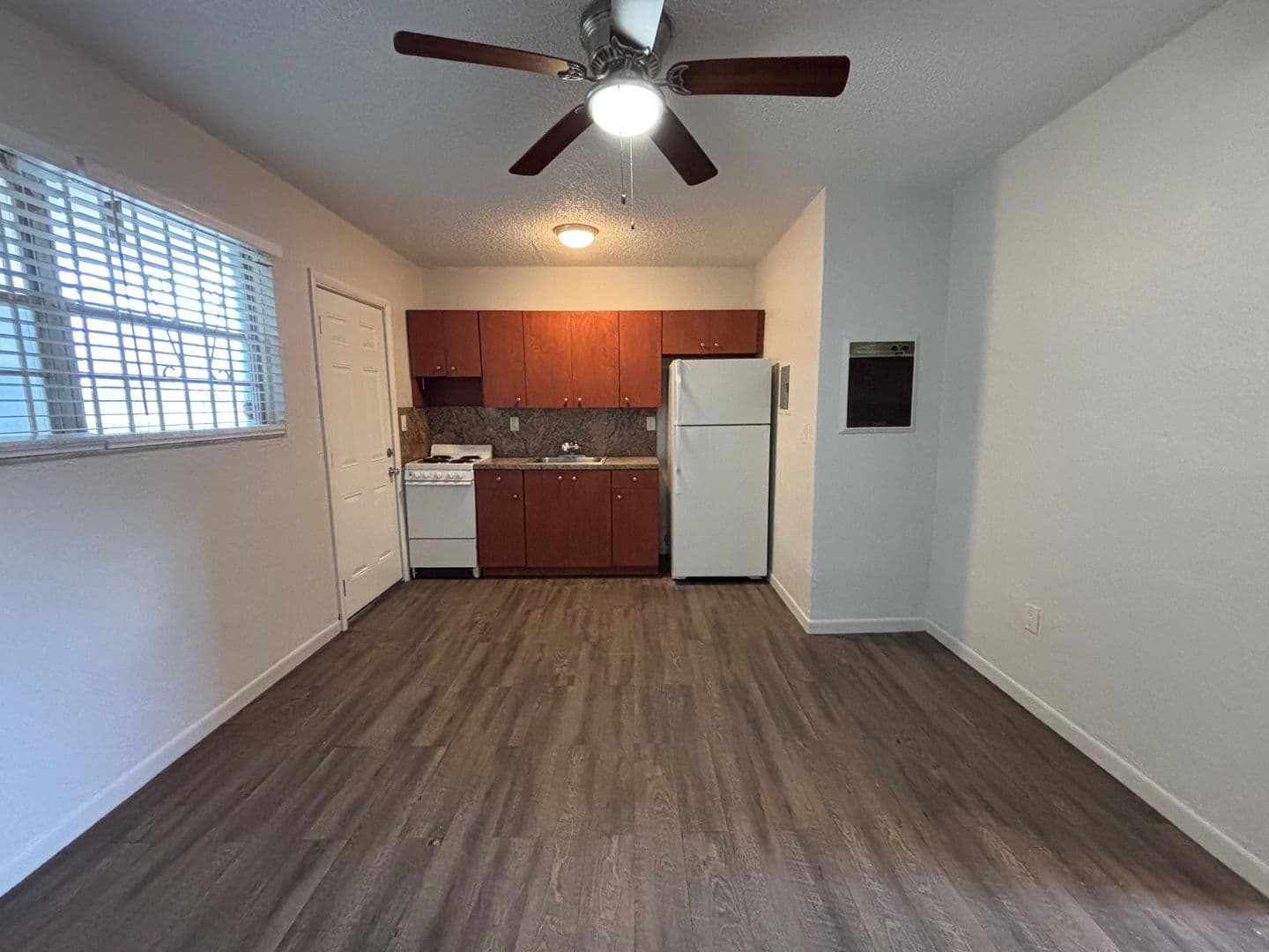 14120 NW 24th Court 2 of 9