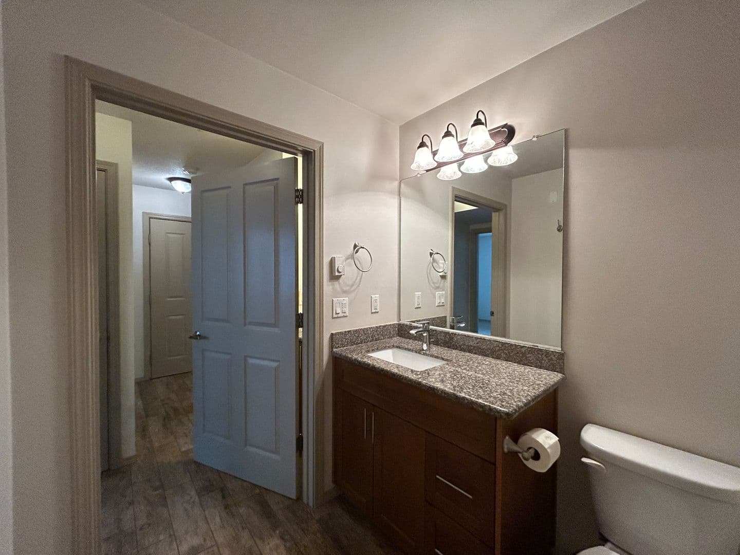 Johnson Street Apartments 21 of 28