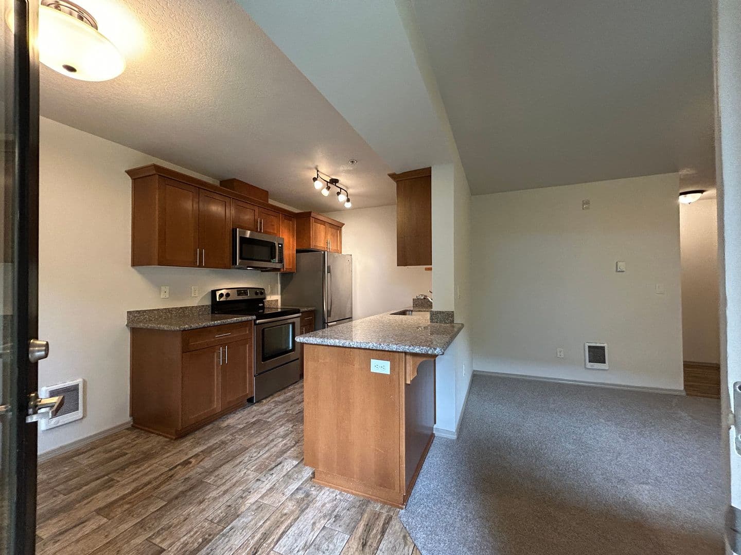 Johnson Street Apartments 11 of 28