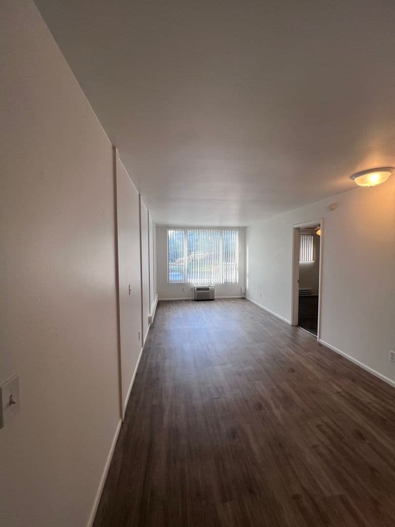 Victoria Canyon Apartments 2 of 8