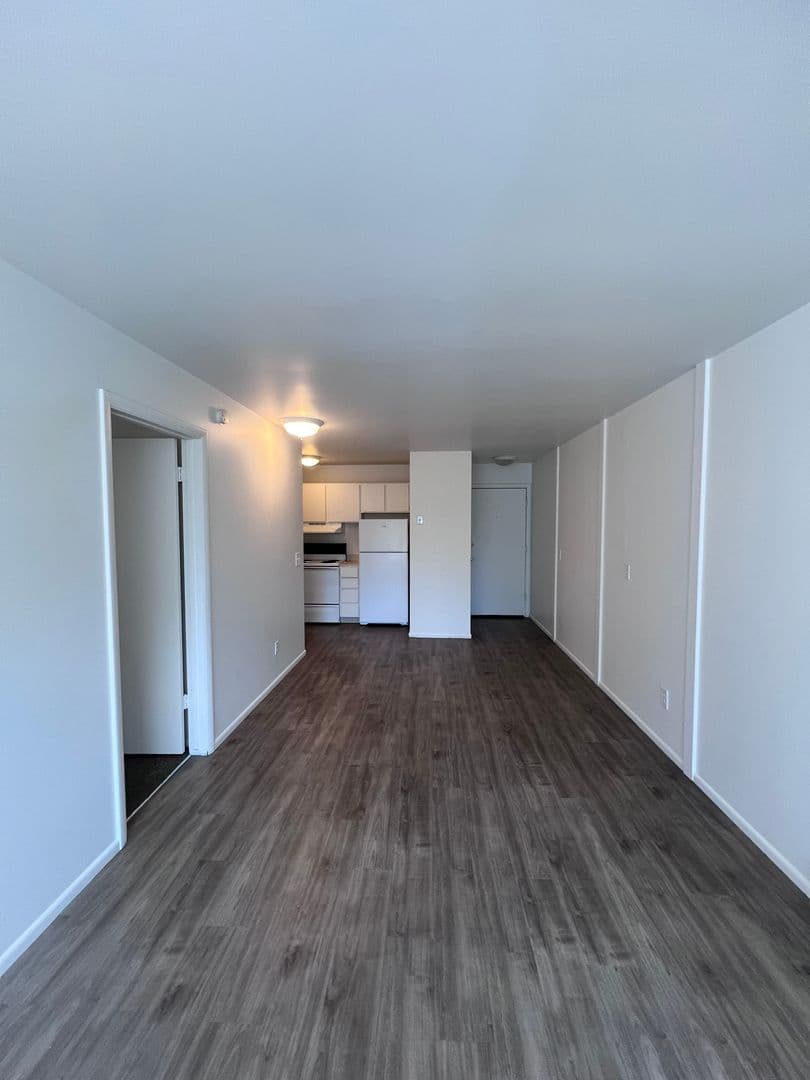 Victoria Canyon Apartments 3 of 8