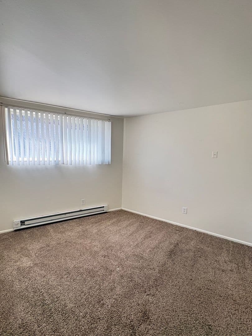 Victoria Canyon Apartments 3 of 6
