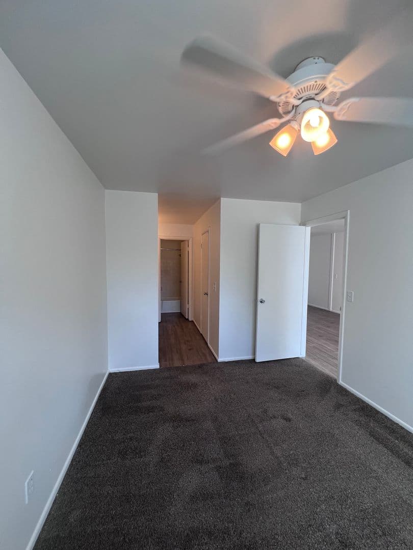 Victoria Canyon Apartments 5 of 8