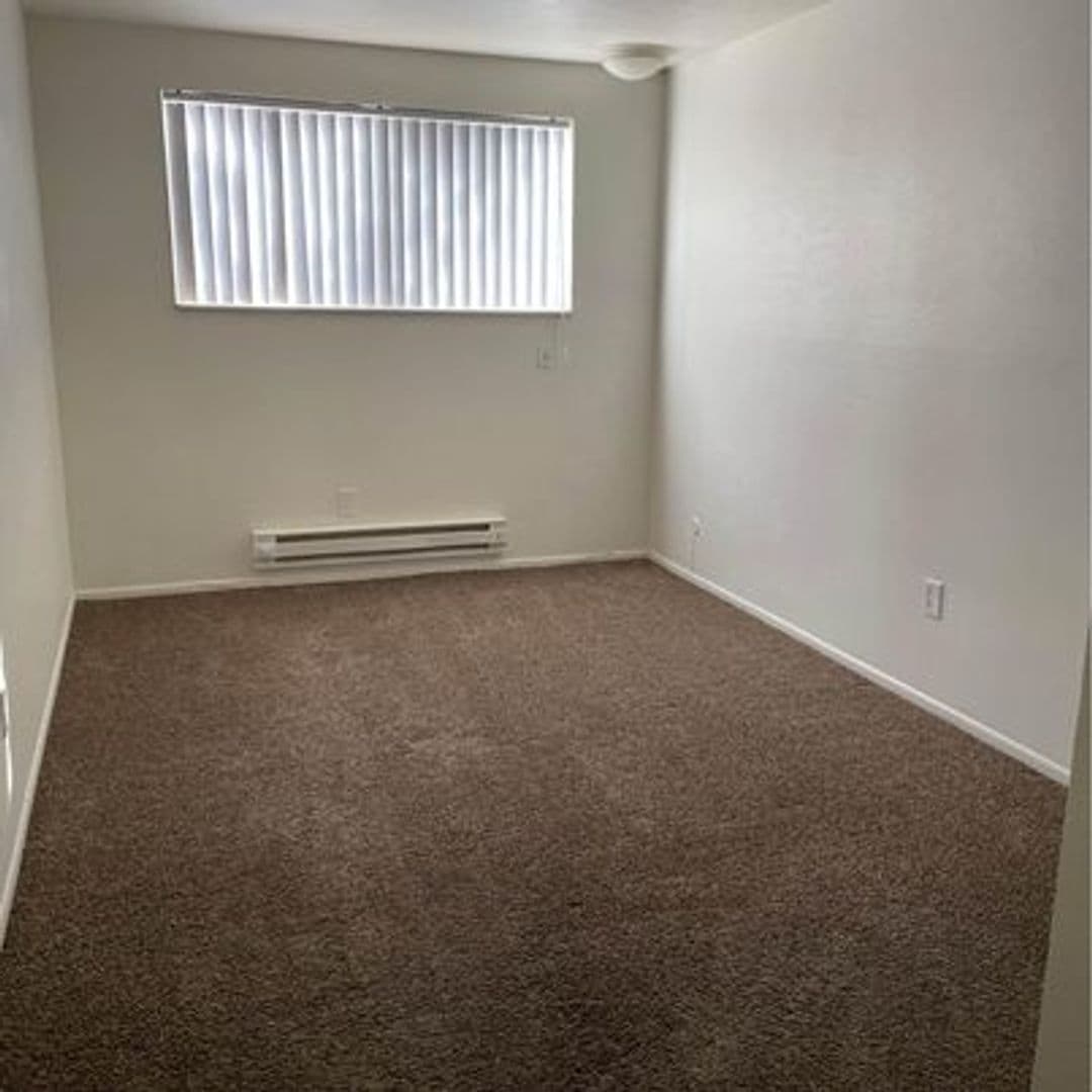 Victoria Canyon Apartments 7 of 9