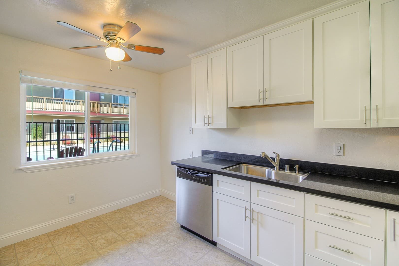 Brush Creek Apartments 4 of 20