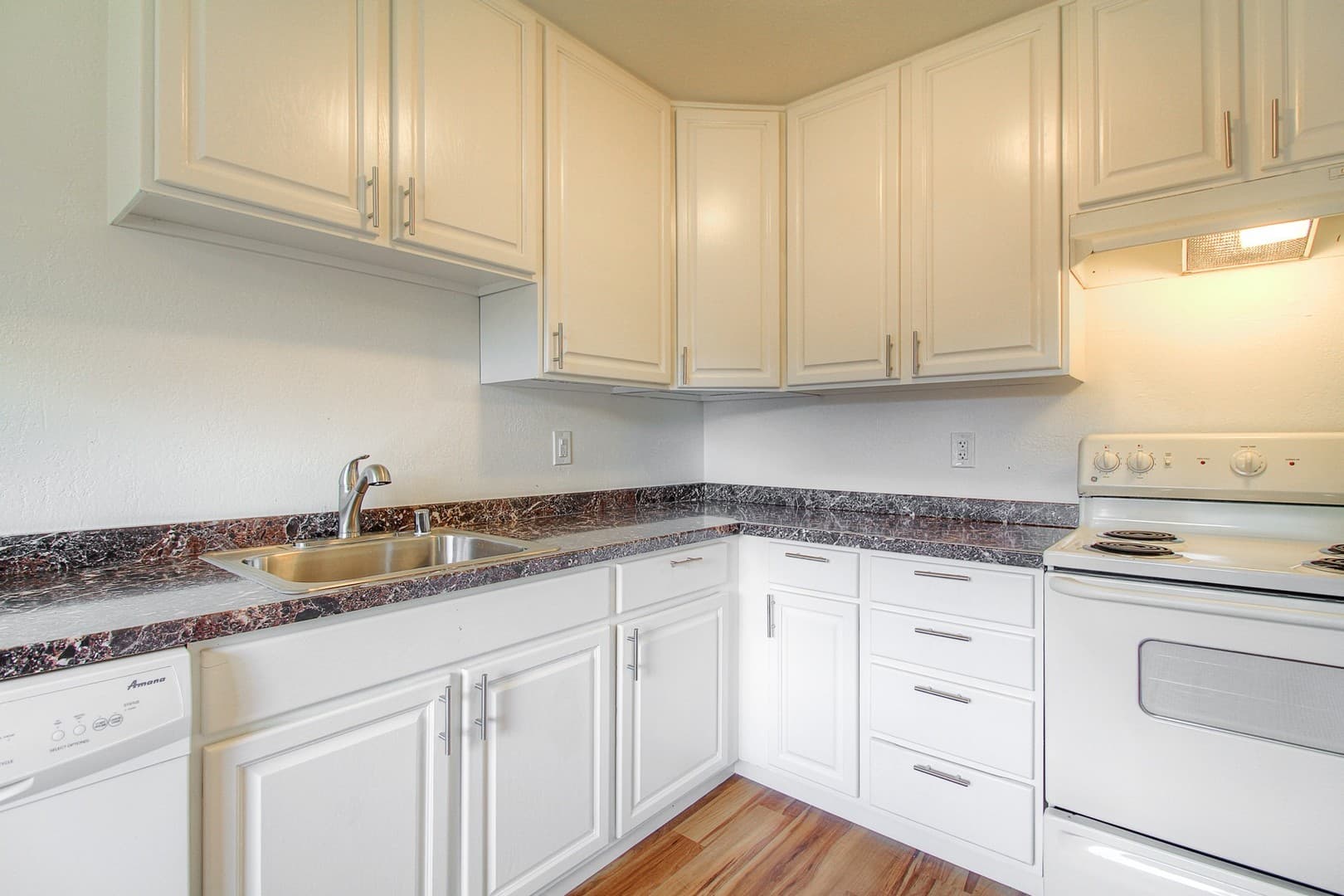 Brush Creek Apartments 3 of 12