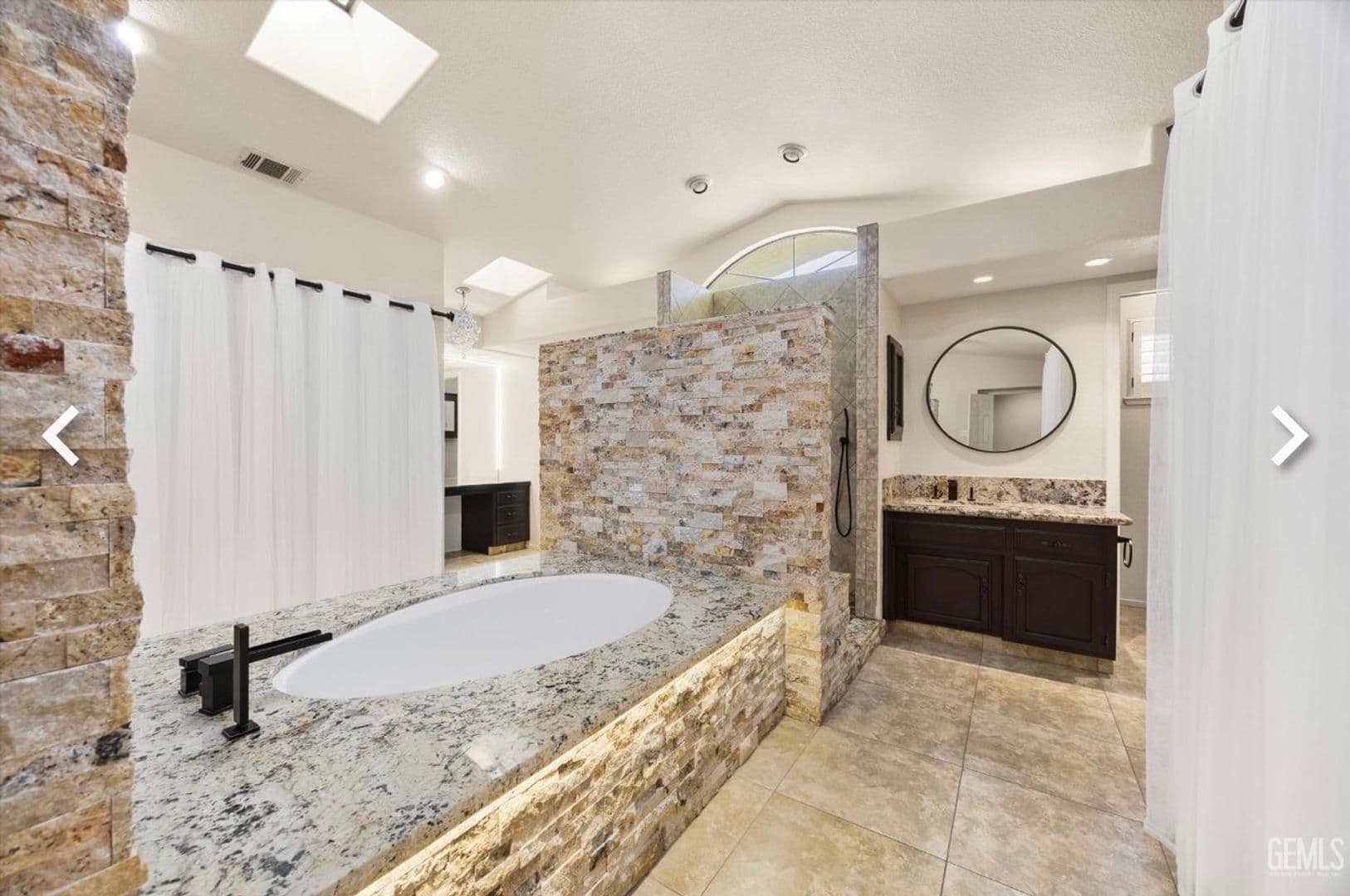 5411 Muirfield Dr 14 of 37