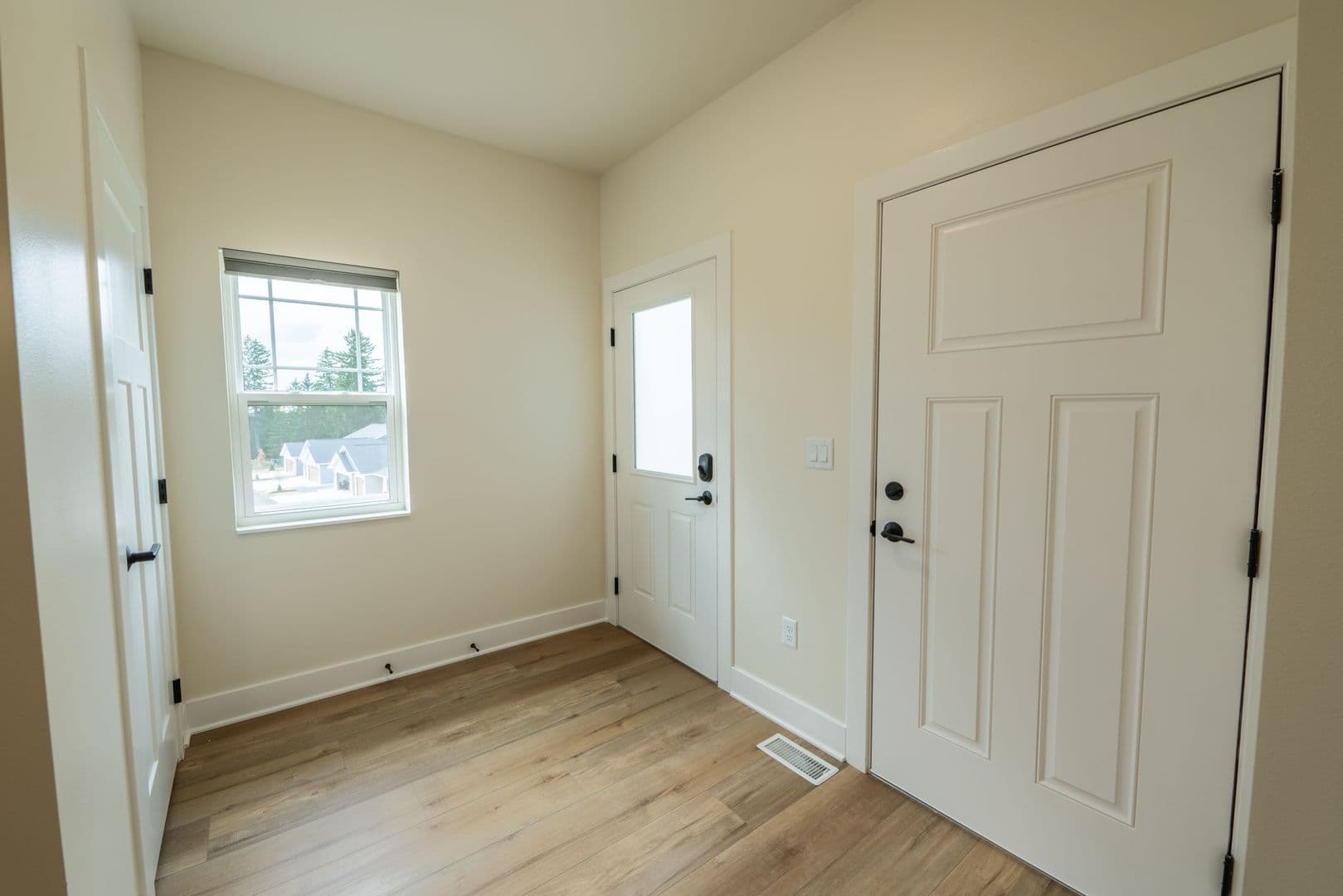 Seventh Hill Estates 2 of 34