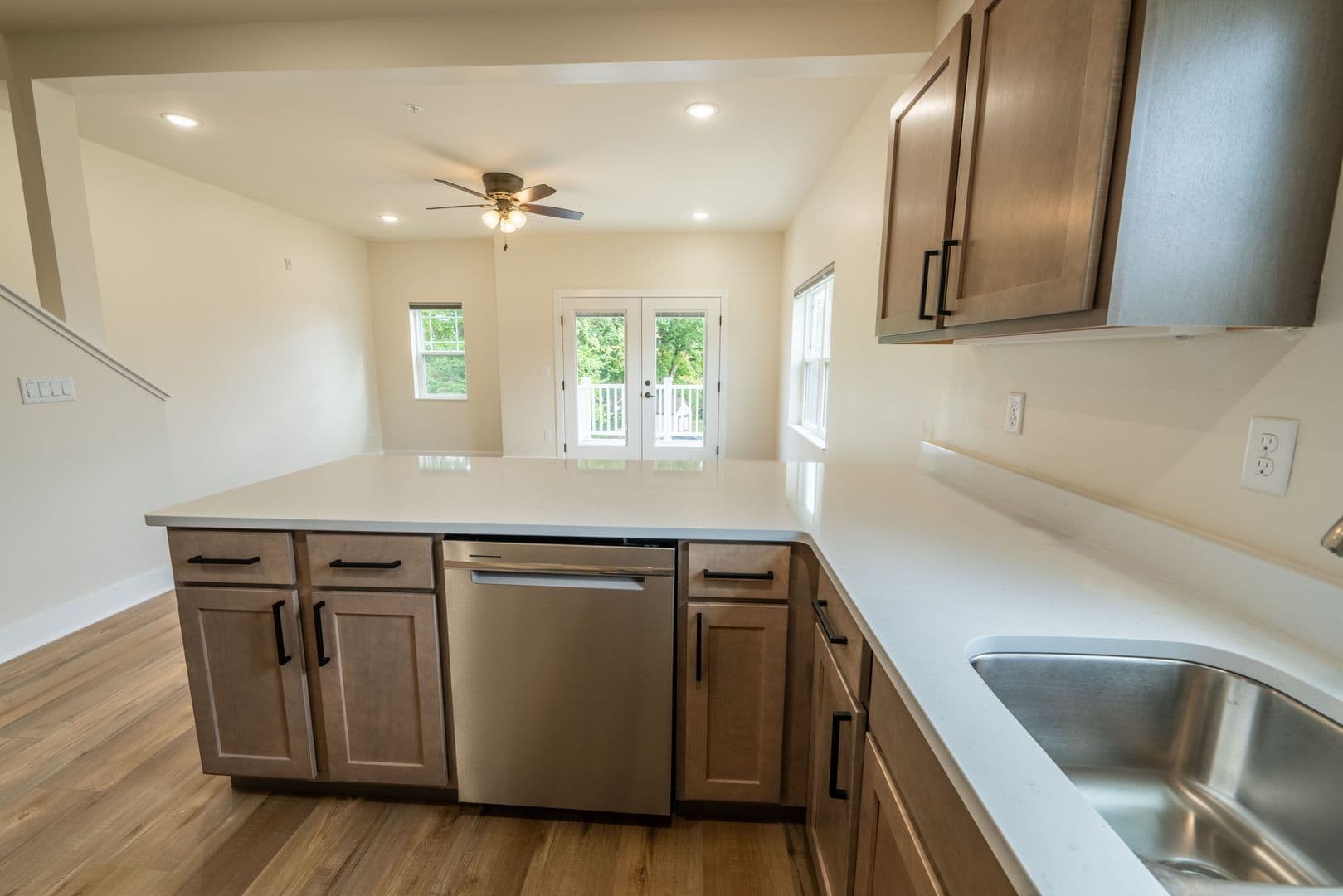 Seventh Hill Estates 4 of 34