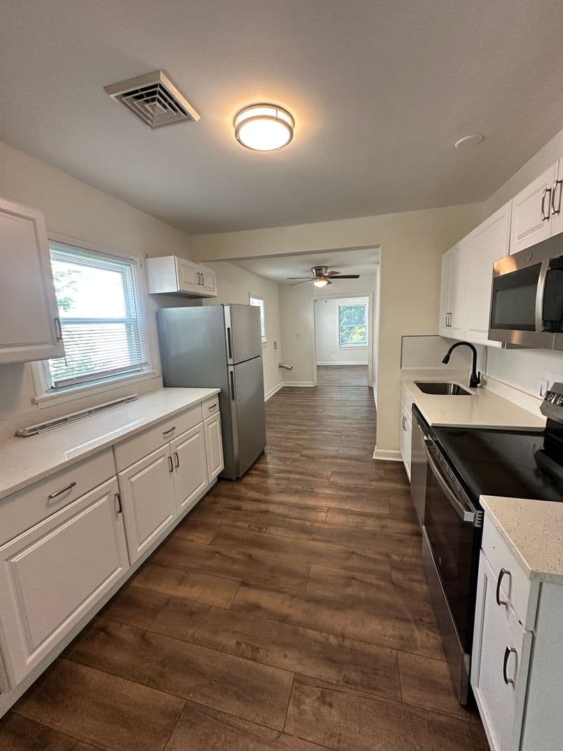 227 Settlers Landing Road 5 of 14