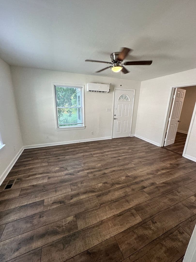 227 Settlers Landing Road 12 of 14