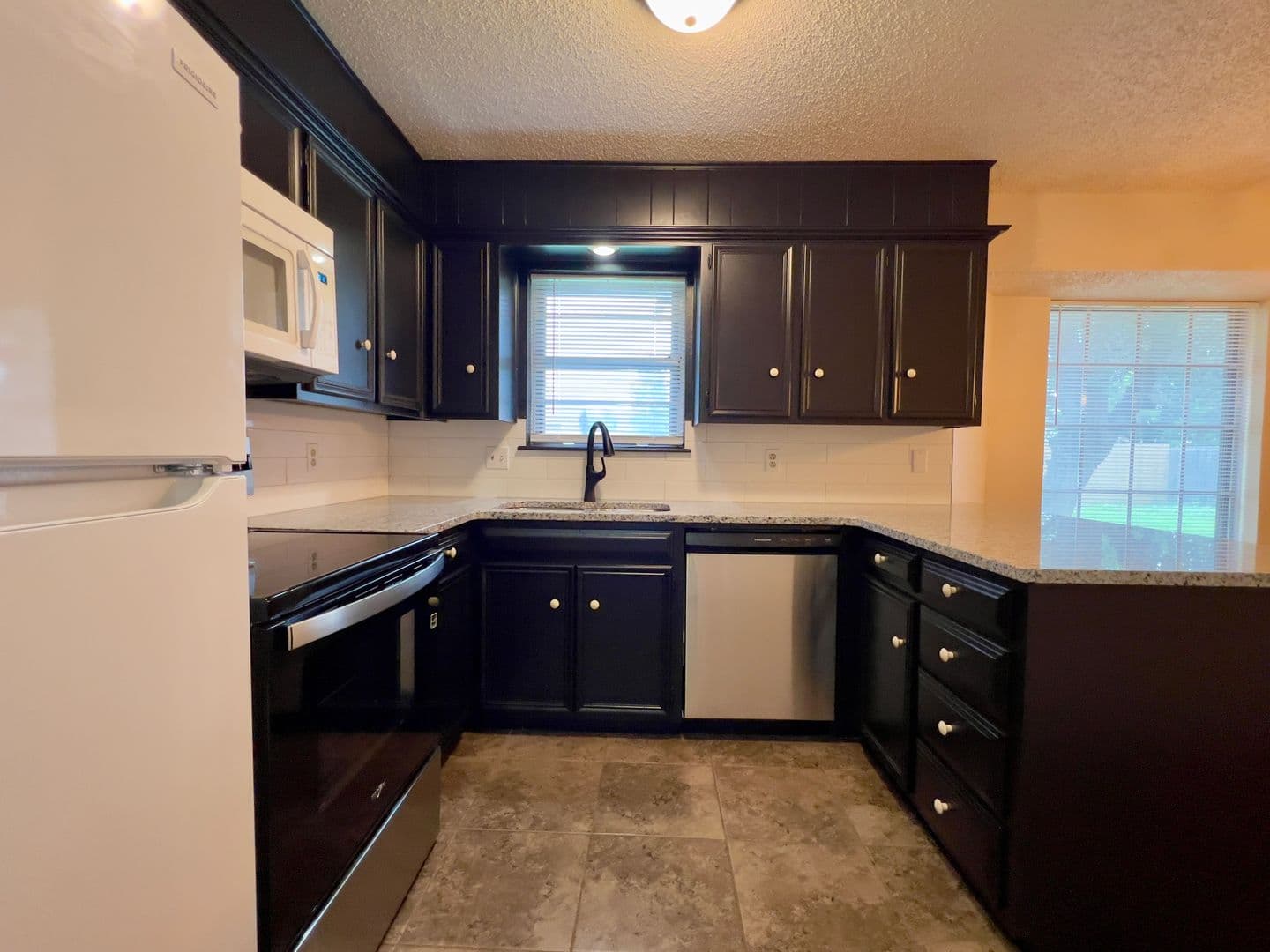 LEASE ONLY PM1 - 5720 37th Street- TNT 9 of 26