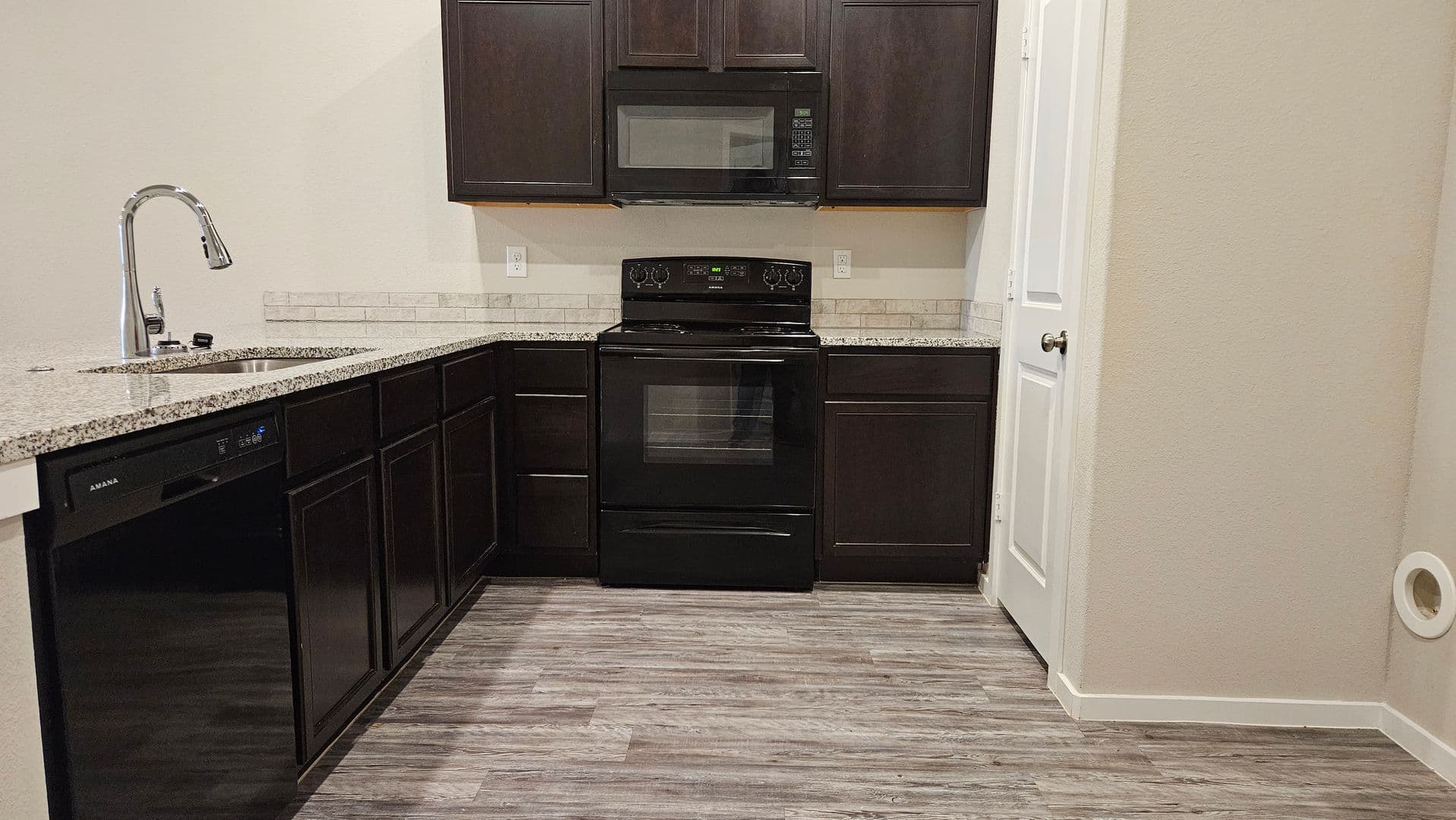3 bedroom townhome in the Cooper school district 4 of 14