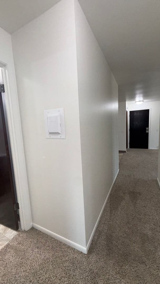 Elkhorn Village Apartments 29 of 31