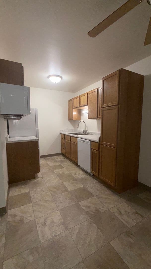Elkhorn Village Apartments 38 of 76
