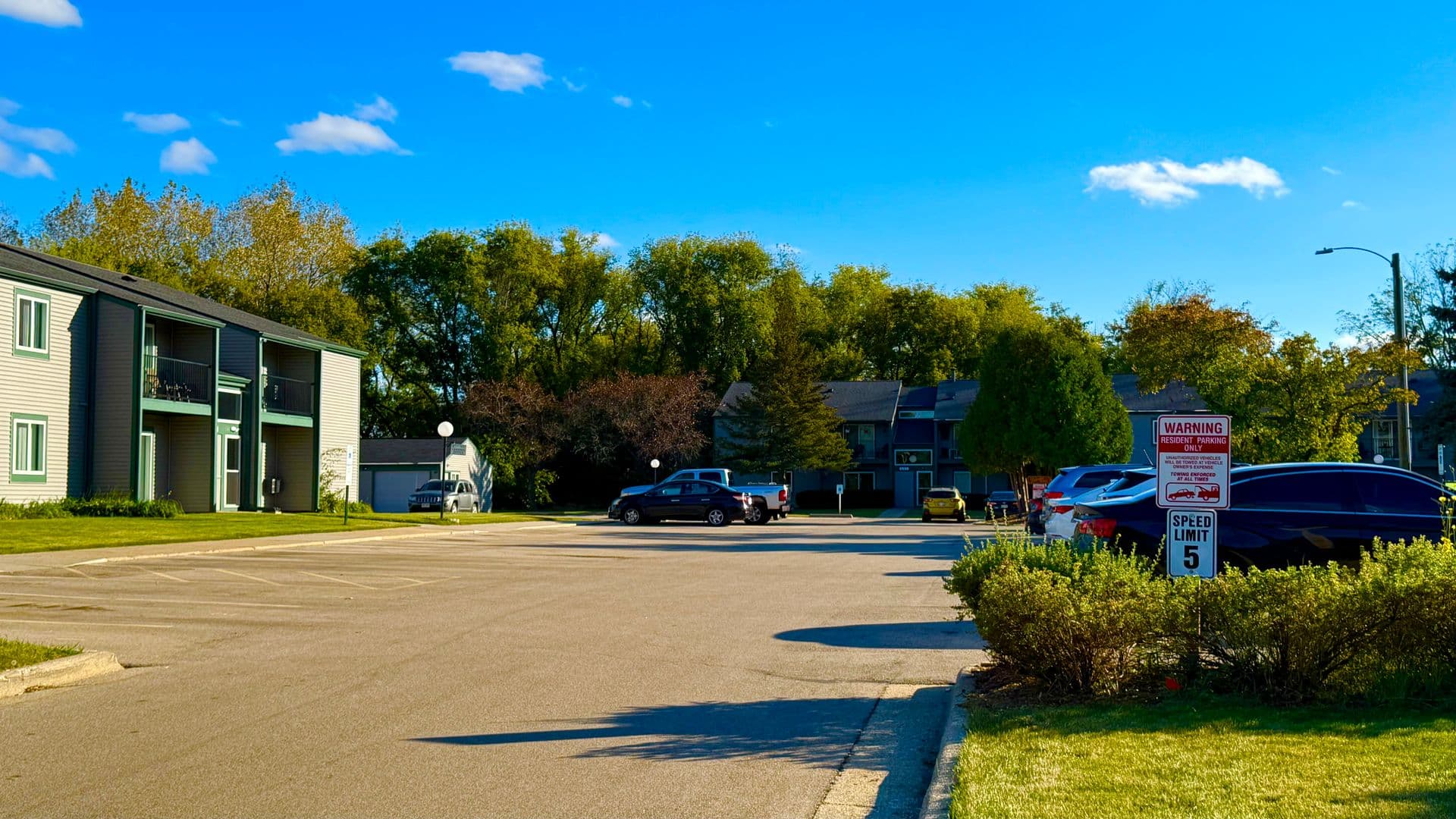 Elkhorn Village Apartments 13 of 76