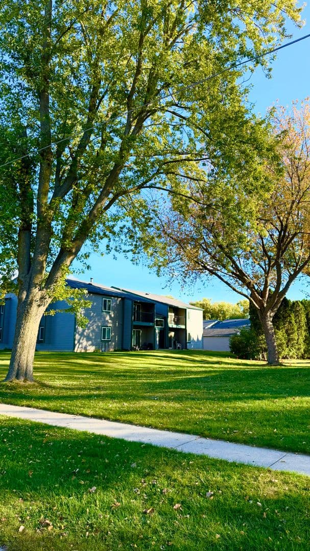 Elkhorn Village Apartments 43 of 43
