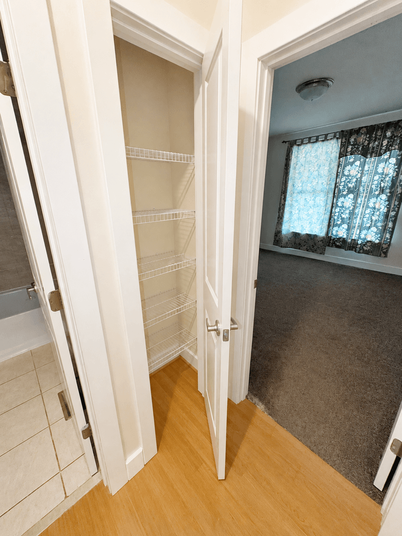 1512 Porter St 9 of 18