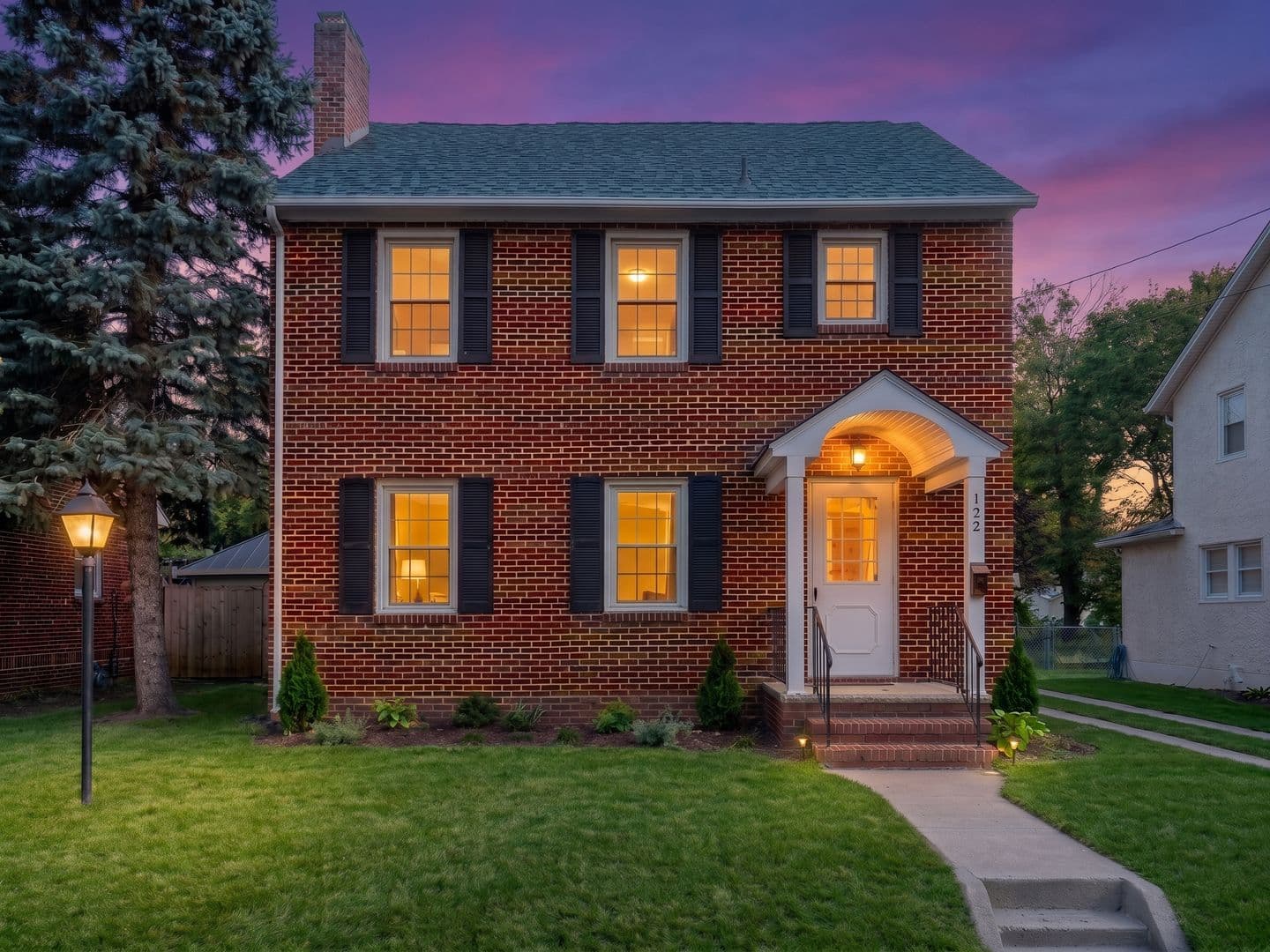 122 Morningside Drive 1 of 8
