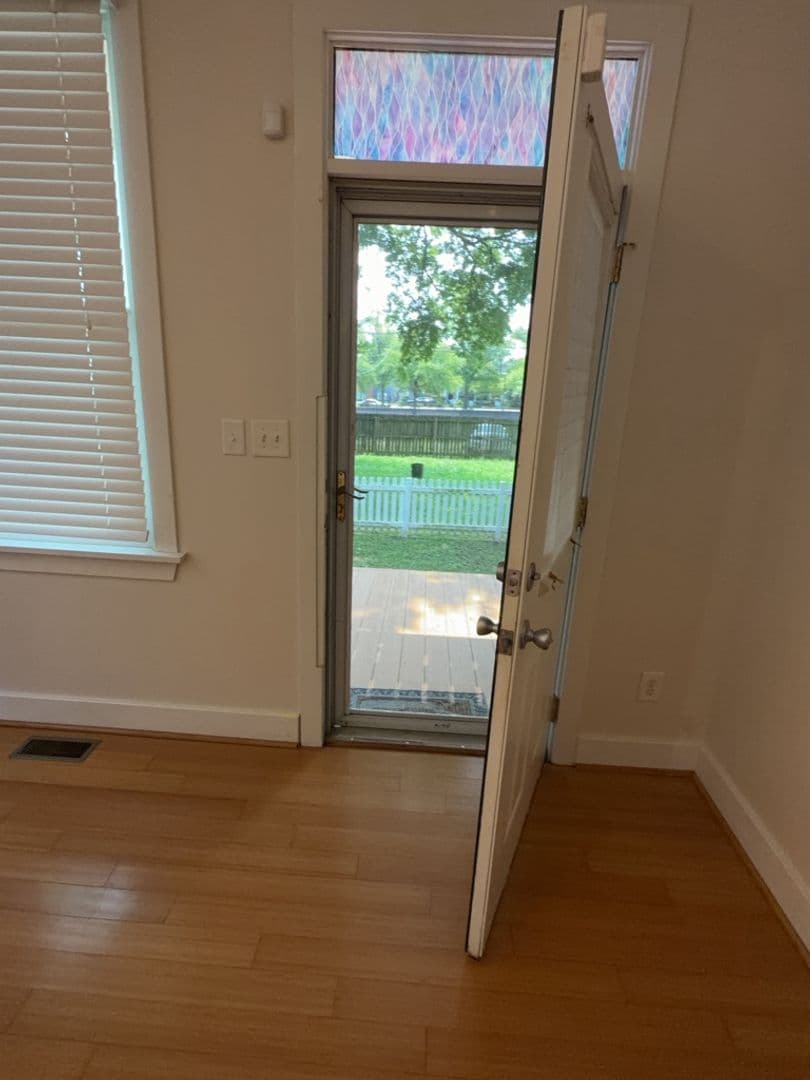 1512 Porter St 15 of 18